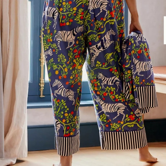 Anthropologie Olivia Wendel Zebra tropical pant size M - Picture 2 of 11